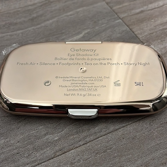 NEW Jane Iredale Getaway Eye Shadow Kit - Picture 7 of 7
